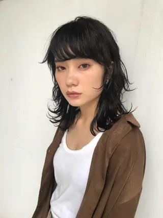 ミディアム カラー パーマ ヘアアレンジ 松田 亮葉のヘアスタイル