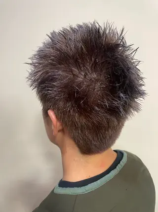 ショート カラー メンズ 浅岡 昭汰のヘアスタイル