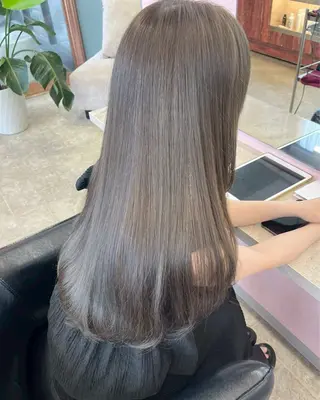 ロング saeri MATTYのヘアスタイル