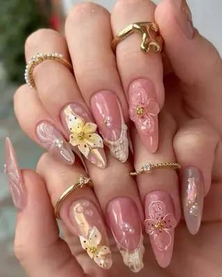 ネイル Luna Nail.Novaのネイルデザイン