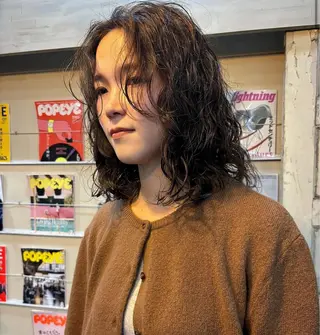 ミディアム カラー パーマ ヘアアレンジ メンズ キッズ デザインパーマ メンズカット 郁美のヘアスタイル