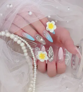 ネイル R salonのネイルデザイン