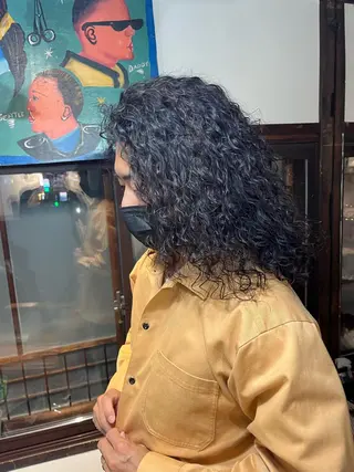ロング パーマ 東風上 亮介のヘアスタイル