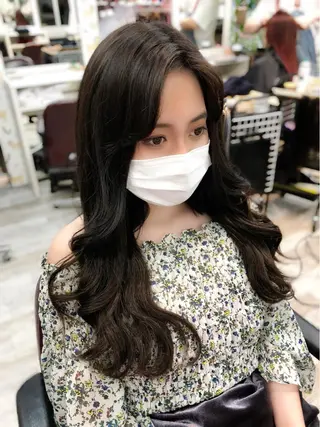 ロング カラー 韓国ヘア🤍髪質改善 🇰🇷AKANEのヘアスタイル