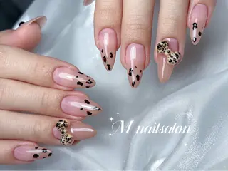 ネイル M🌷nail 長さだし専門店のネイルデザイン