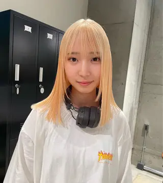 セミロング カラー 名古屋ハイトーン/ 🐶ブリーチ専門店のヘアスタイル