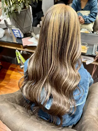 ロング カラー ✂️ 小倉ちか✂️のヘアスタイル