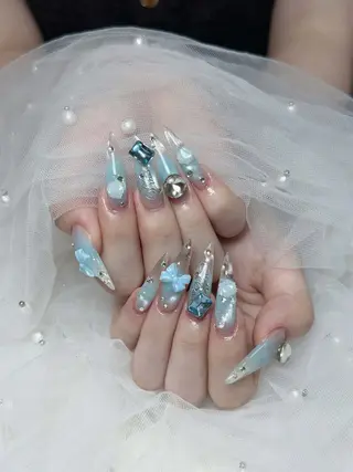 ネイル Eli Muse 新宿ネイルのネイルデザイン