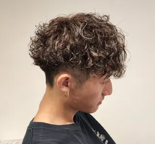 カラー メンズ パーマ ショート 【イケメン風パーマ】 SHOFYのヘアスタイル