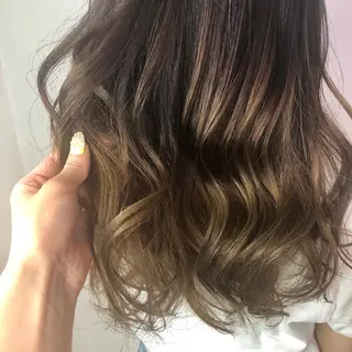 ロング カラー 小顔レイヤー/ ベージュ🤍Rieのヘアスタイル