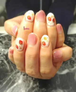 ネイル LUANA TAKAHASHIのネイルデザイン