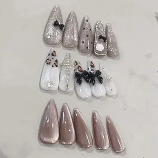ネイル LAVISH momoneのネイルデザイン
