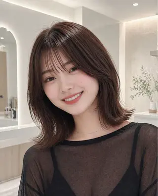 ミディアム 中野 茉莉のヘアスタイル