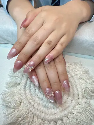 ネイル Rita ネイル &リラクゼーションのネイルデザイン