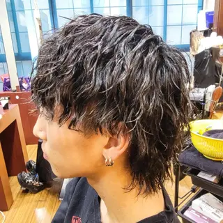 メンズ 特殊パーマ 片山恭兵のヘアスタイル