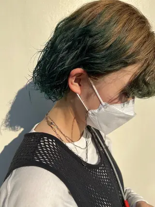 ショート カラー 縮毛矯正/ レイヤー/ミディアムのヘアスタイル