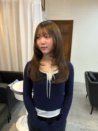 ロング 顔周りカット ピンク カラー🩰りりのヘアスタイル
