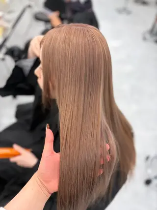 ロング 艶髪ハイトーンカラー 渋谷🎀ririkaのヘアスタイル