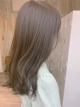 セミロング カラー 髪を綺麗にする人 似合わせ　DAITOのヘアスタイル