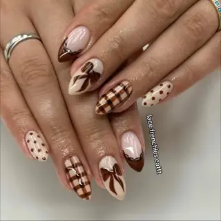ネイル バオ ゴックのネイルデザイン