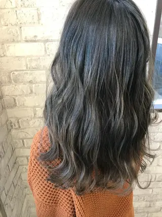 ロング カラー Oopsレイヤー 加藤澄都のヘアスタイル
