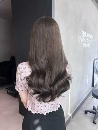 ロング カラー Su-chi-🧴 /ミルクティーカラーのヘアスタイル
