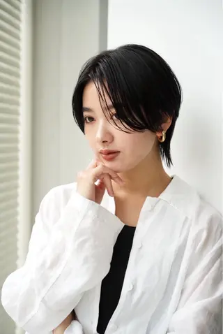 ショート カラー 八幡 空乃のヘアスタイル