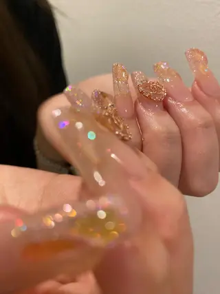 ネイル Locèlon .のネイルデザイン