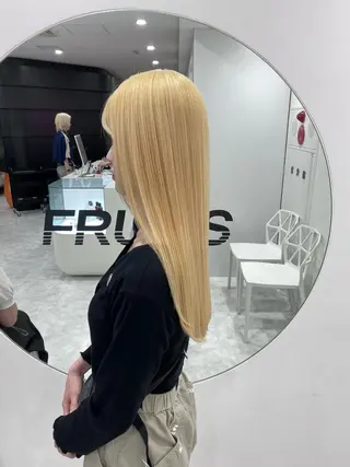 ロング カラー 色落ち綺麗🩰ハイ トーン🎀RINKAのヘアスタイル