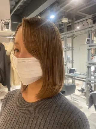 ショート カラー ブリーチ👩🦳/ ✂︎MANAMIのヘアスタイル