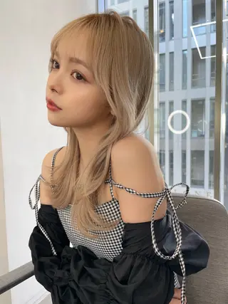 ロング カラー ヘアアレンジ 透明感カラー🩵 レイヤーカットYUIのヘアスタイル