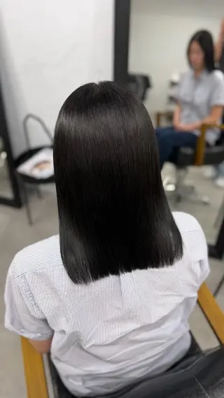 ミディアム 入江 桃花のヘアスタイル