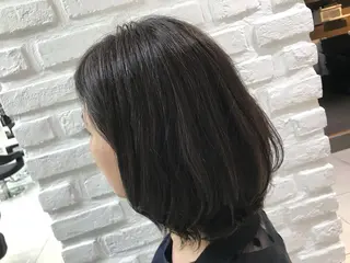 ミディアム カラー 【暖色カラー特化】 中山由梨のヘアスタイル
