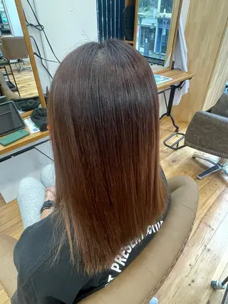 ミディアム Flora 【メンズカット】藤原のヘアスタイル