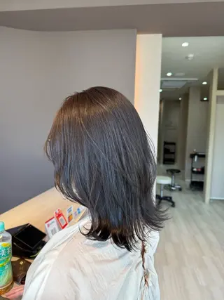 ミディアム Lien.AKI 透明感カラー🤍のヘアスタイル