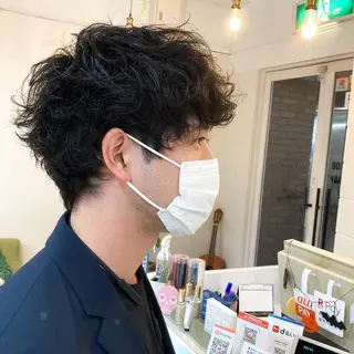 パーマ メンズ 樋野 亮のヘアスタイル