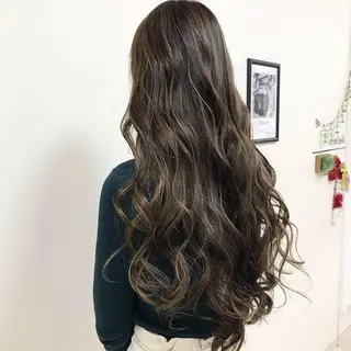 ロング カラー Lien 深井店のヘアスタイル