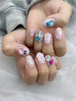 ネイル 五十嵐 美智のネイルデザイン