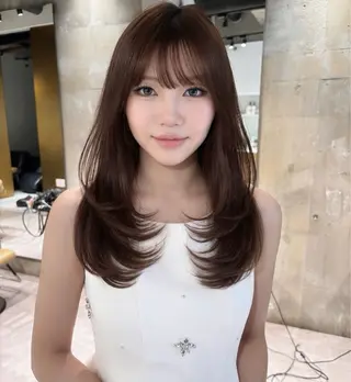 ロング 小原 泉のヘアスタイル