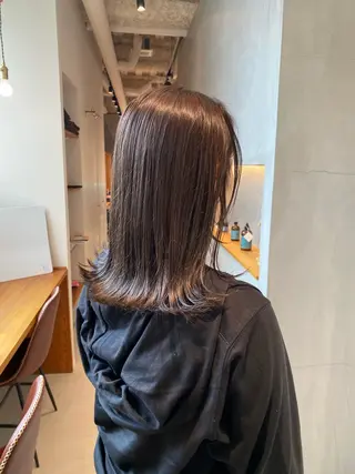 ミディアム カラー 近藤 恵のヘアスタイル