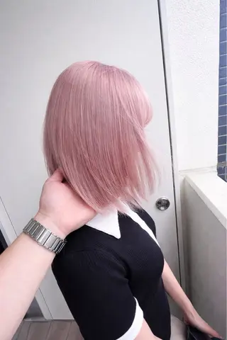 ミディアム LEA'NA 【レアナ】のヘアスタイル