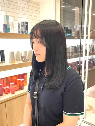 セミロング ヘッドスパ/ 鎌倉 アズサのヘアスタイル