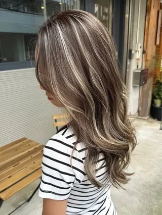 ロング カラー 宮嶋 蓮のヘアスタイル