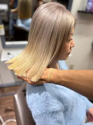 ミディアム カラー ヘアアレンジ 三輪 太一のヘアスタイル
