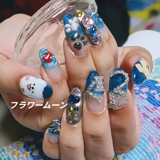 ネイル フラワー ムーンのネイルデザイン