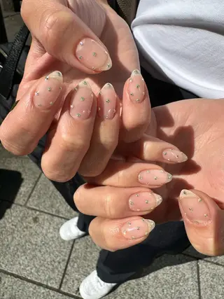 ネイル SHIORI 📍渋谷 / 円山町のネイルデザイン