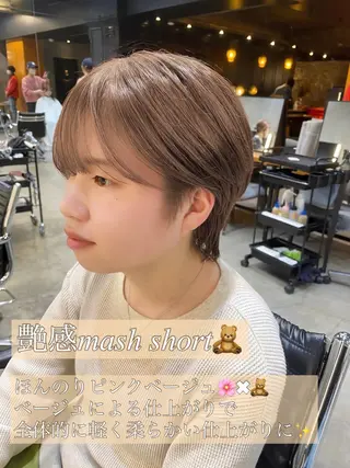 ショート カラー 透明感カラー🌿 グレージュ🐺陽介のヘアスタイル