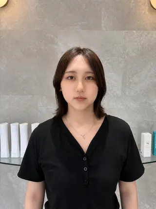カラー 韓国ヘアケアブリーチ 莉奈のヘアスタイル