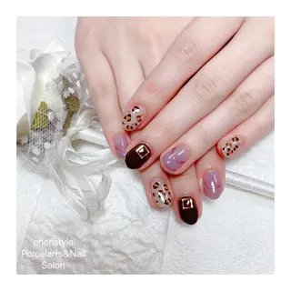 ミディアム ネイル 🐾enen style 🐾のネイルデザイン