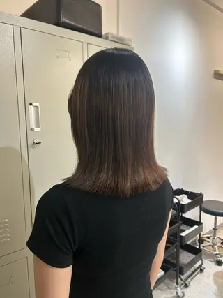 ショート 🩷透明感カラー 🩷レイヤー・ボブのヘアスタイル